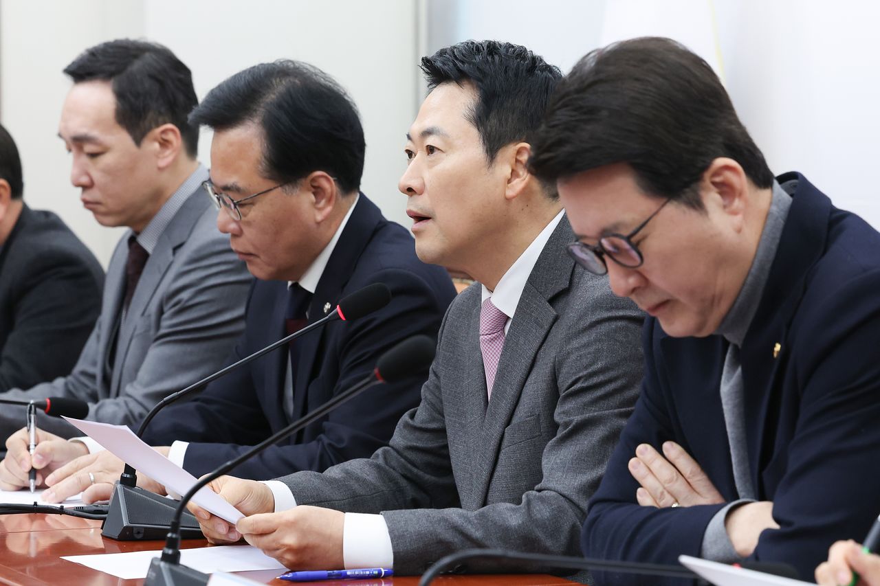 장동혁 국민의힘 대표가 9일 서울 여의도 국회에서 열린 최고위원회의에서 발언하고 있다. 뉴스1