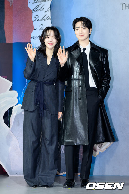 [OSEN=이대선 기자] 10일 오전 앰배서더 서울 풀만 호텔에서 넷플릭스 시리즈 ‘레이디 두아’ 제작발표회가 열렸다.