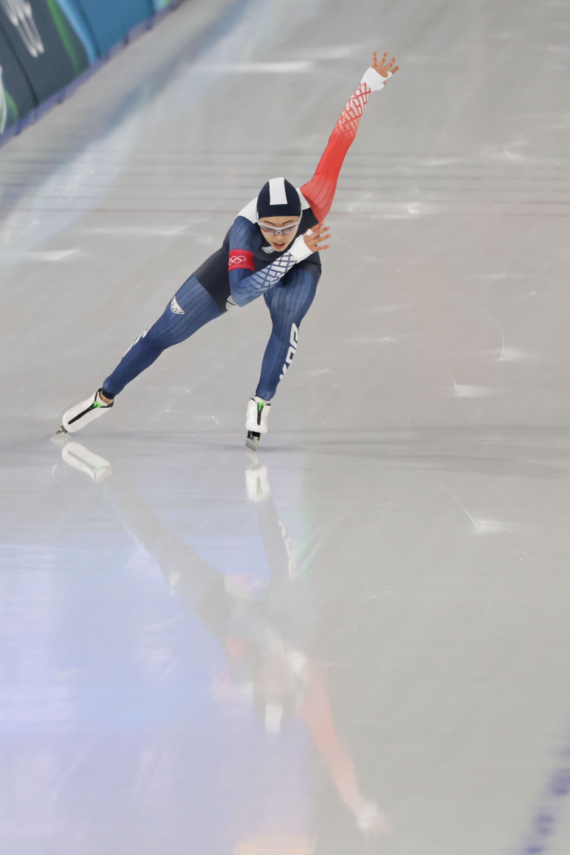 역주하는 이나현. 김종호 기자 