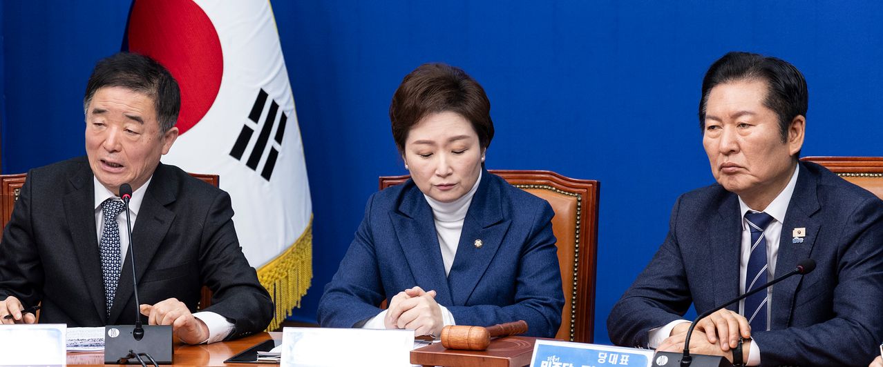 강득구 민주당 최고위원이 11일 국회에서 열린 최고위원회의에서 발언을 하고 있다. 연합뉴스