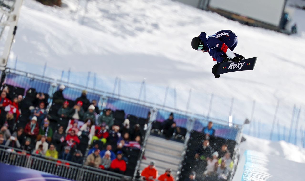 경기 펼치는 클로이 김   (리비뇨=연합뉴스) 신준희 기자 = 11일(현지시간) 이탈리아 리비뇨 스노파크에서 열린 2026 밀라노-코르티나담페초 동계올림픽 스노보드 여자 하프파이프 예선에 출전한 미국 클로이 김이 경기를 펼치고 있다. 2026.2.11   hama@yna.co.kr (끝)  〈저작권자(c) 연합뉴스, 무단 전재-재배포, AI 학습 및 활용 금지〉