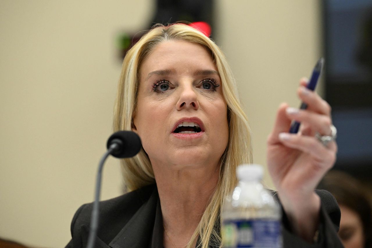 11일 하원 법사위 출석한 본디 법무장관. AFP=연합뉴스