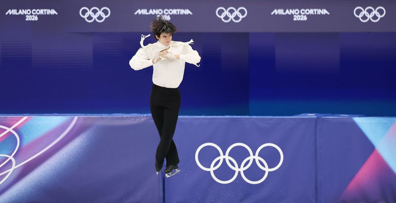 14일(한국시간) 열린 피겨스케이팅 남자 싱글 프리스케이팅 경기에서 점프 연기를 펼치는 차준환. 김종호 기자