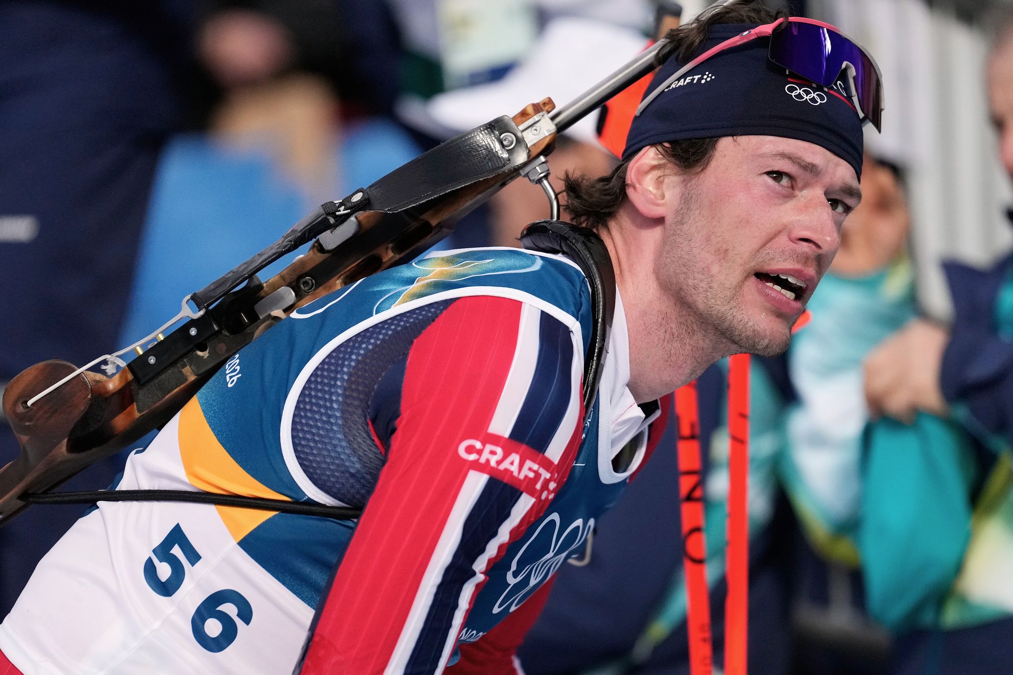 스투를라 홀름 레그레이드가 13일(현지시간) 이탈리아 안테르셀바에서 열린 2026 밀라노·코르티나담페초 동계 올림픽 바이애슬론 남자 10㎞ 스프린트 경기를 마친 뒤 반응하고 있다. AP=연합뉴스