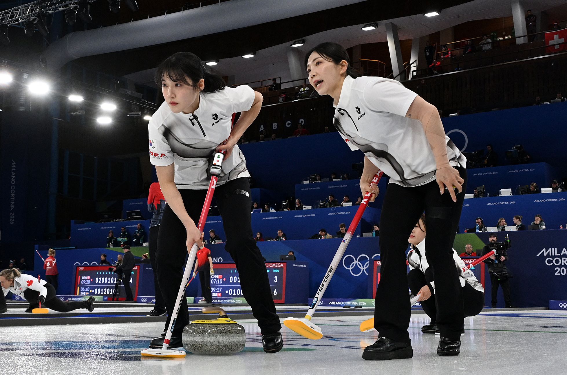 영국을 꺾은 한국 여자컬링. 로이터=연합뉴스