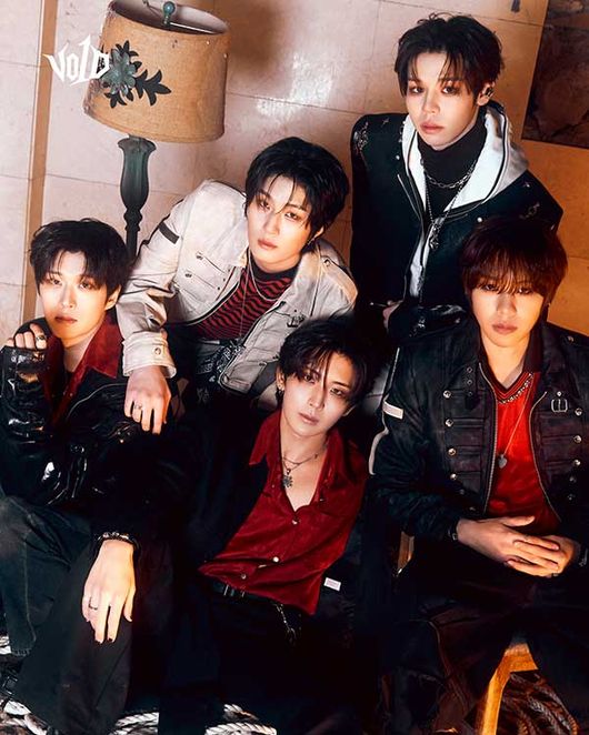 IX엔터테인먼트 제공