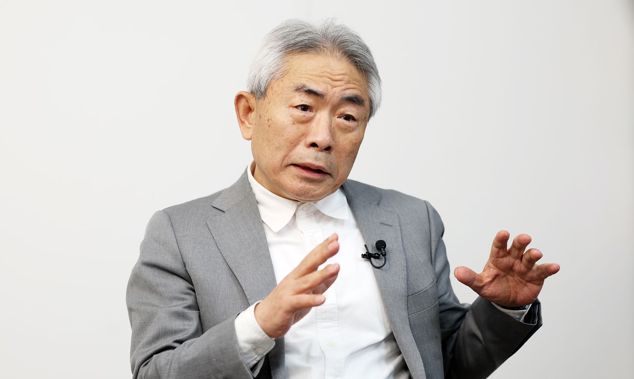 정규재 전 주필이 서울 종로구 자신의 사무실에서 중앙일보와 인터뷰하고 있다. 변선구 기자