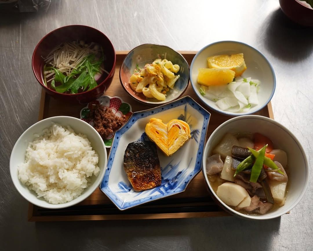 할머니 카페에서 판매되는 일본식 가정식. 사진 인스타그램 캡처