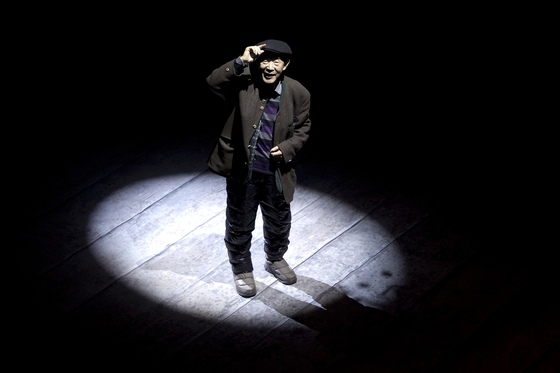 김정옥씨의 2011년 중앙일보 인터뷰 당시의 모습. 박종근 기자