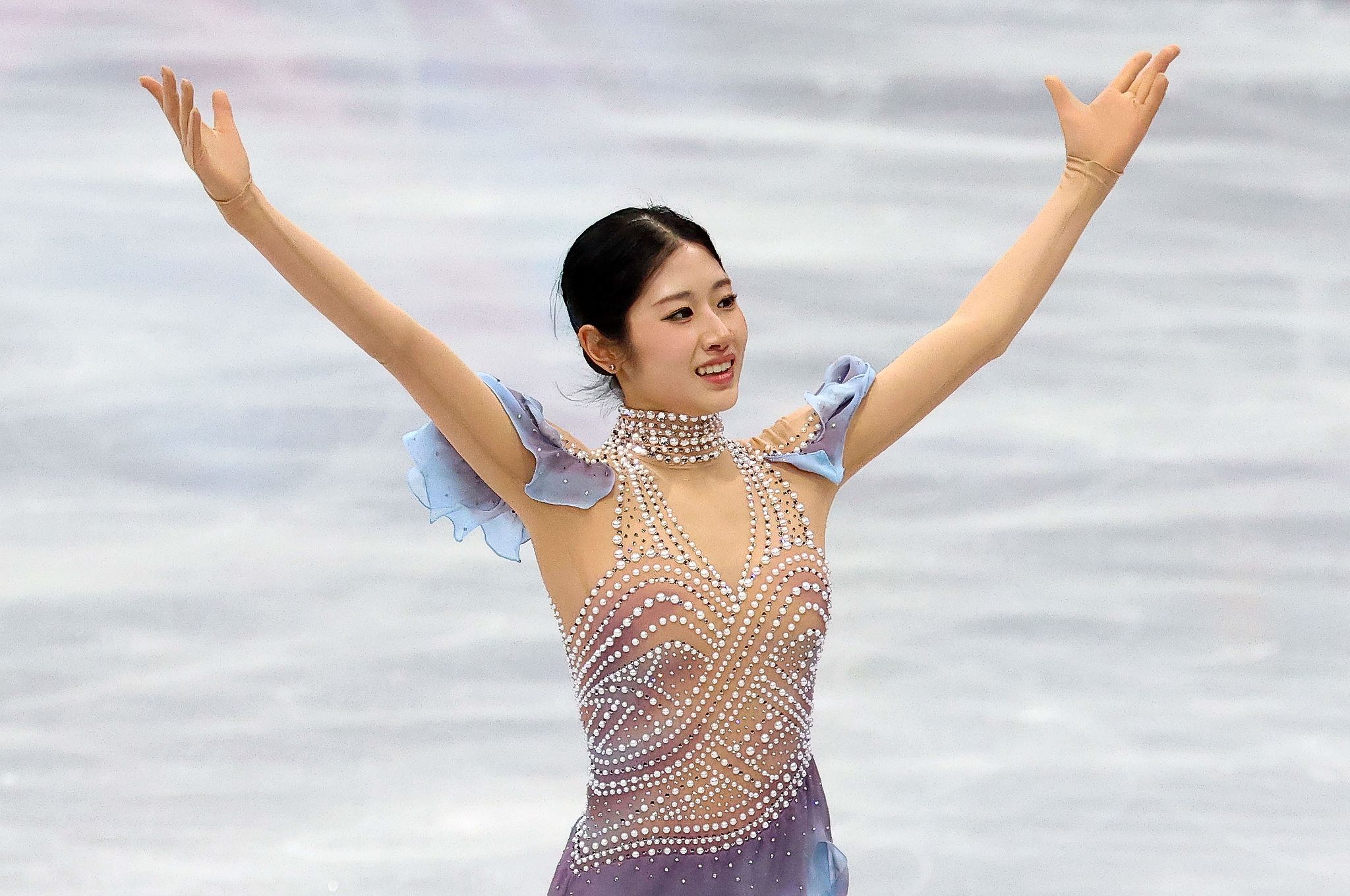 이해인이 18일 이탈리아 밀라노 아이스스케이팅 아레나에서 열린 2026 밀라노 코르티나담페초 동계올림픽 피겨 스케이팅 여자 싱글 쇼트 프로그램을 마친 뒤 관중에게 인사하고 있다. 김종호 기자