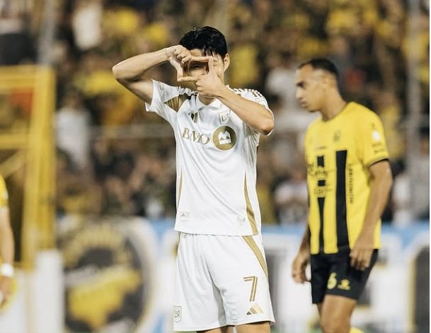 시즌 마수걸이 골을 터뜨린 손흥민. 사진 LAFC SNS