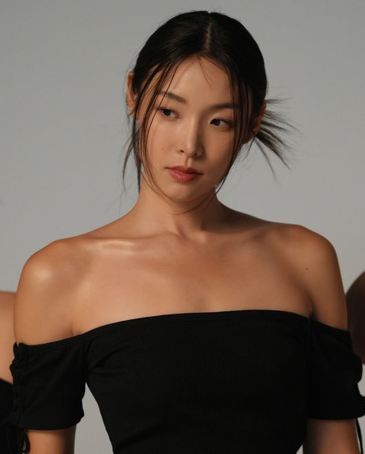 초록뱀엔터테인먼트 제공