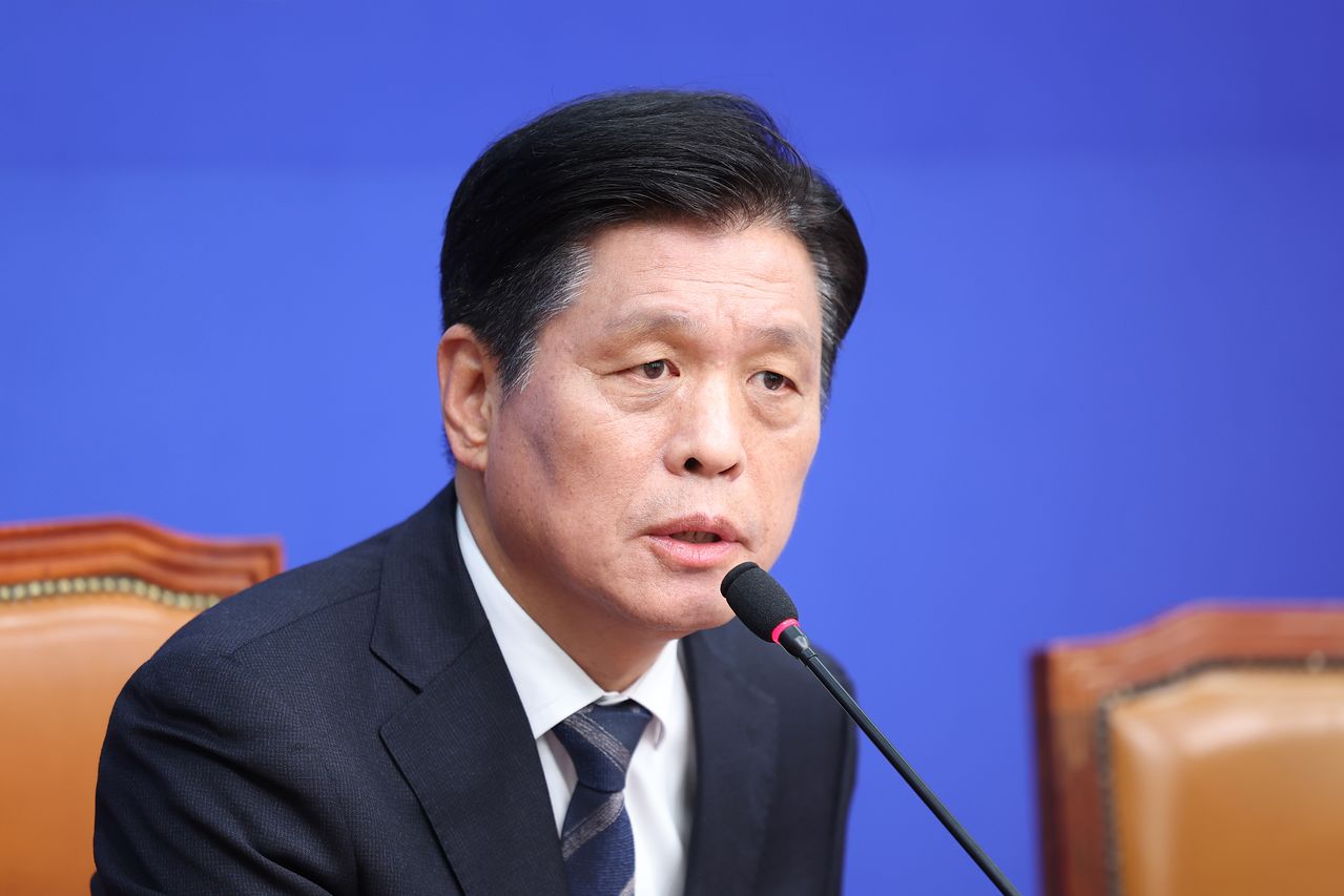 조승래 더불어민주당 사무총장이 서울 여의도 국회에서 현안 기자간담회를 하고 있다. 뉴스1