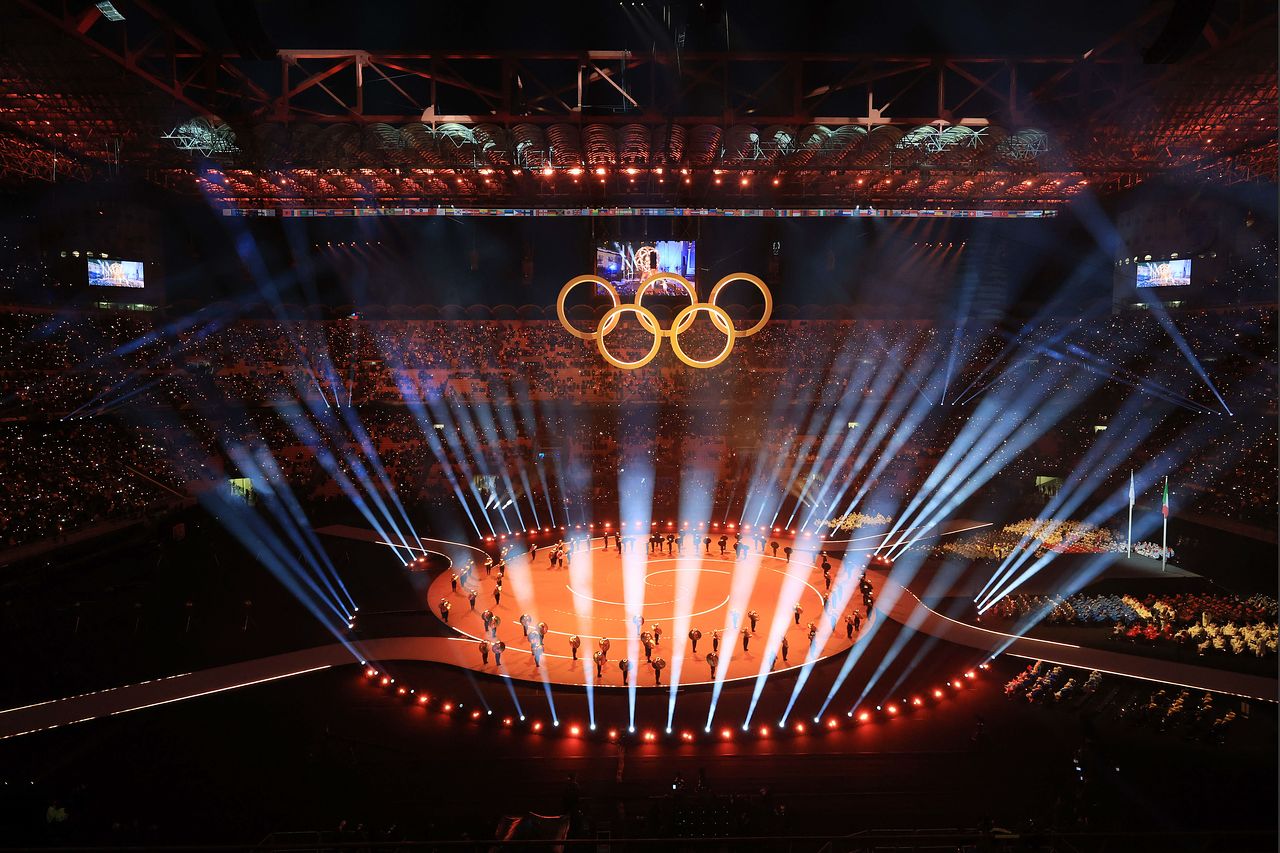 6일(현지시간) 이탈리아 밀라노 산시로 올림픽 스타디움에서 2026밀라노-코르티나담페초 동계올림픽 개회식이 열렸다. 화려한 무대가 펼쳐지고 있는 산시로 스타디움. 김종호 기자. 2026.02.06.