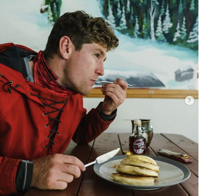 SNS에 미이플 시럽을 홍보하는 코크런-시글. 사진 코크런-시글 SNS