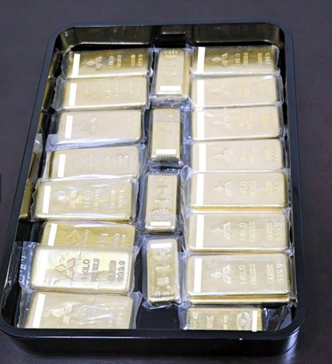 일본에서 한 익명의 시민이 21kg에 달하는 금괴를 오사카시에 기부해 화제다. 사진 오사카시