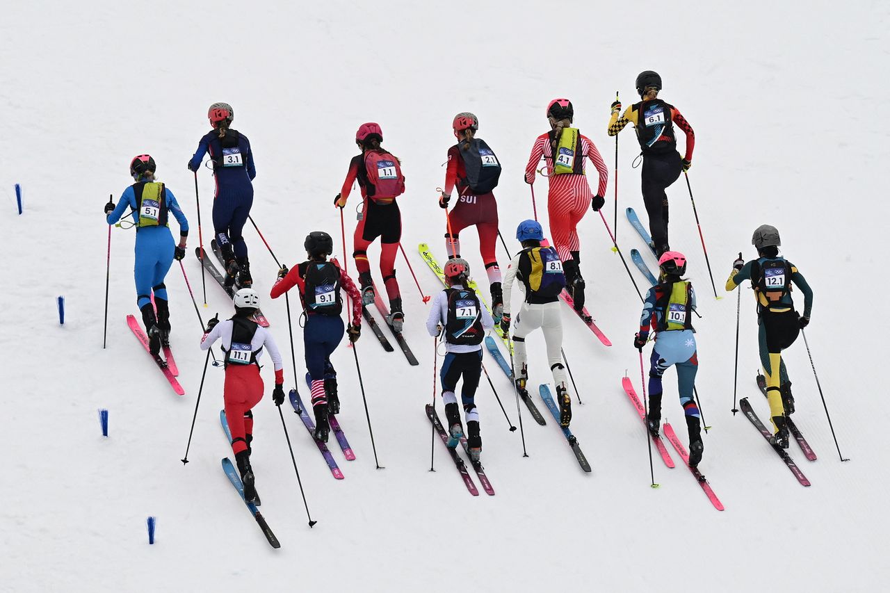 21일 열린 스키모 혼성릴레이 경기 모습. 로이터=연합뉴스