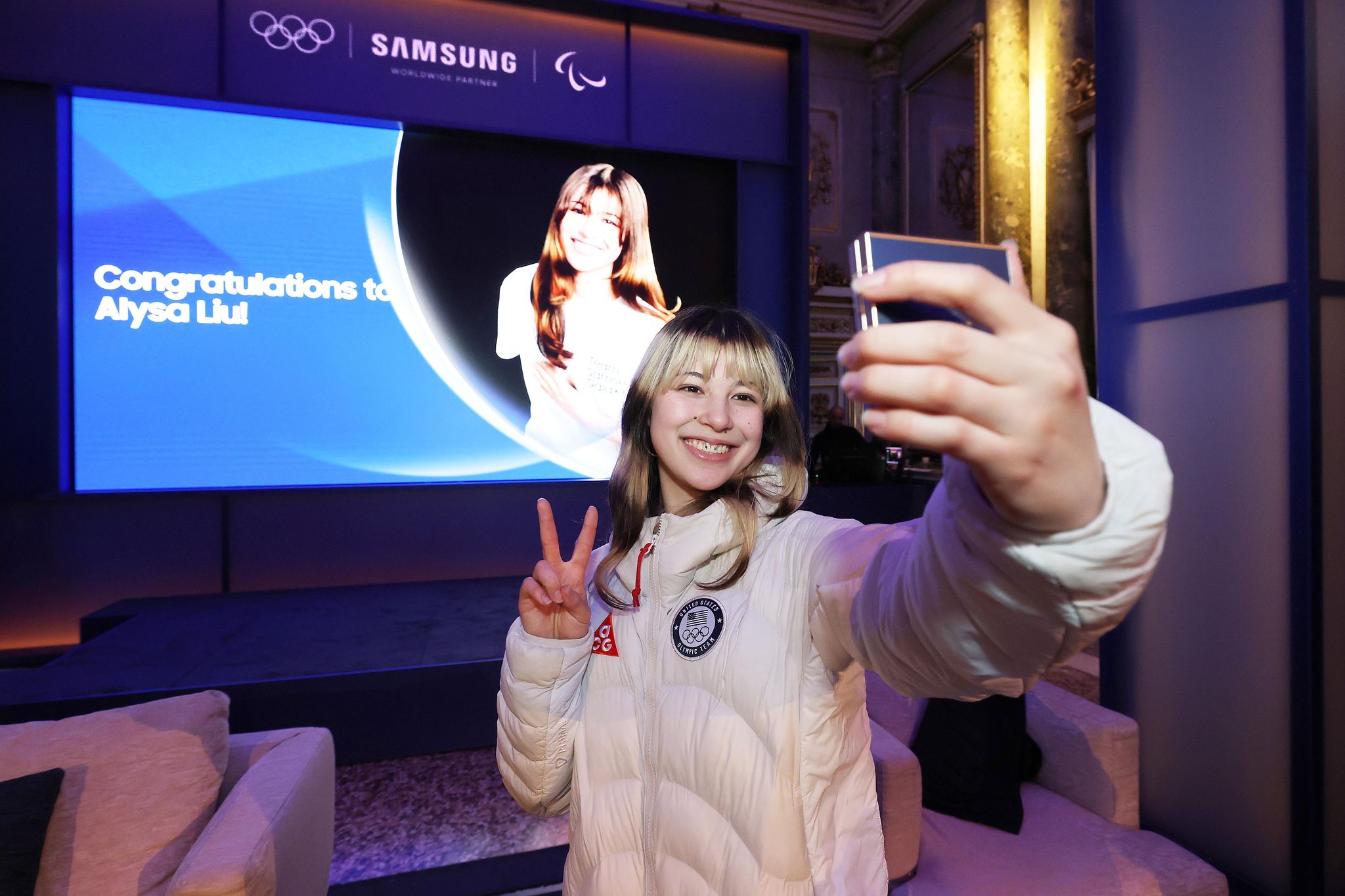 밀라노의 삼성하우스를 방문한 피겨 2관왕 알리사 리우. 사진 삼성전자