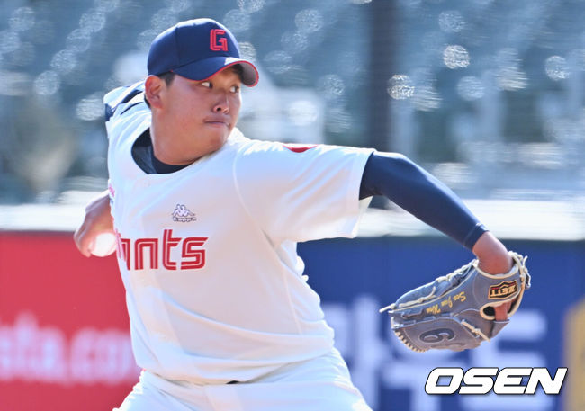 롯데 자이언츠 시절 서준원. /OSEN DB