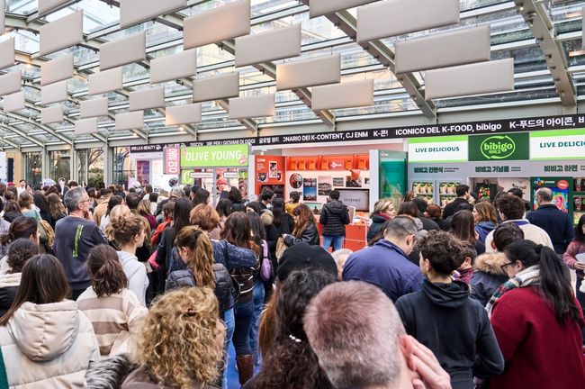 밀라노 올림픽 코리아하우스는18일간3만3천명의 방문객을 맞이하며 성황리에 마무리됐다.