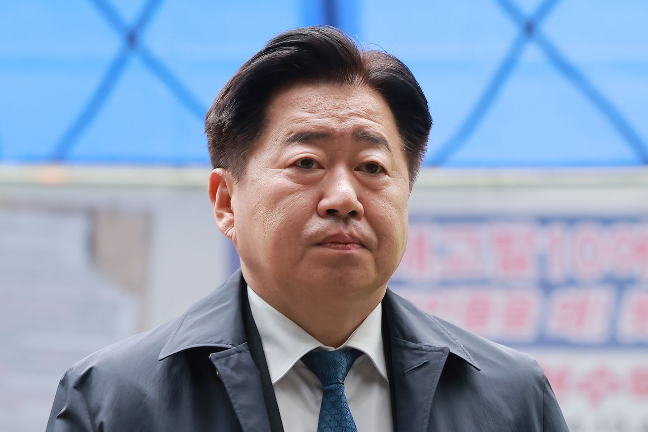  6·3 지방선거 제주도지사에 도전하는 오영훈 제주도지사가 24일 서울 영등포구 여의도 더불어민주당 중앙당사에서 열린 광역단체장 후보 면접에 참석하고 있다. 연합뉴스 