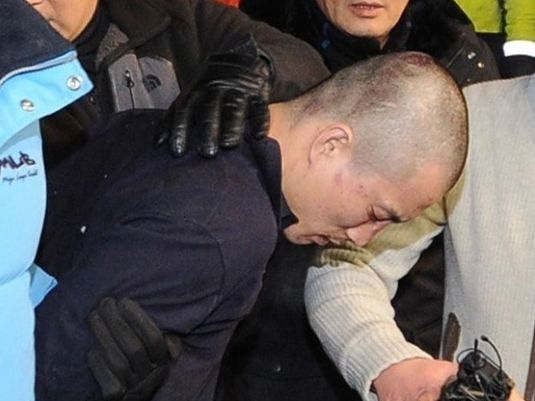 지난 2012년 12월25일 고양 성폭행 피의자 노영대가 경기 일산경찰서로 압송되고 있다. 뉴스1