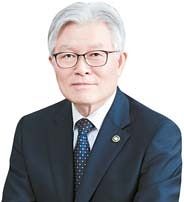 최동석 인사혁신처장