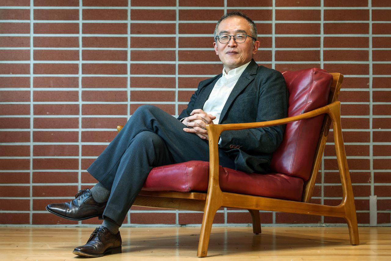 고려대에서 임상심리학을 전공한 노주선 박사는 한국인성컨설팅·마인드클리닉 대표를 역임하며 삼성·넥슨·대상 그룹 등에서 수많은 리더를 만나 상담 프로그램을 진행했다. 김성룡 기자