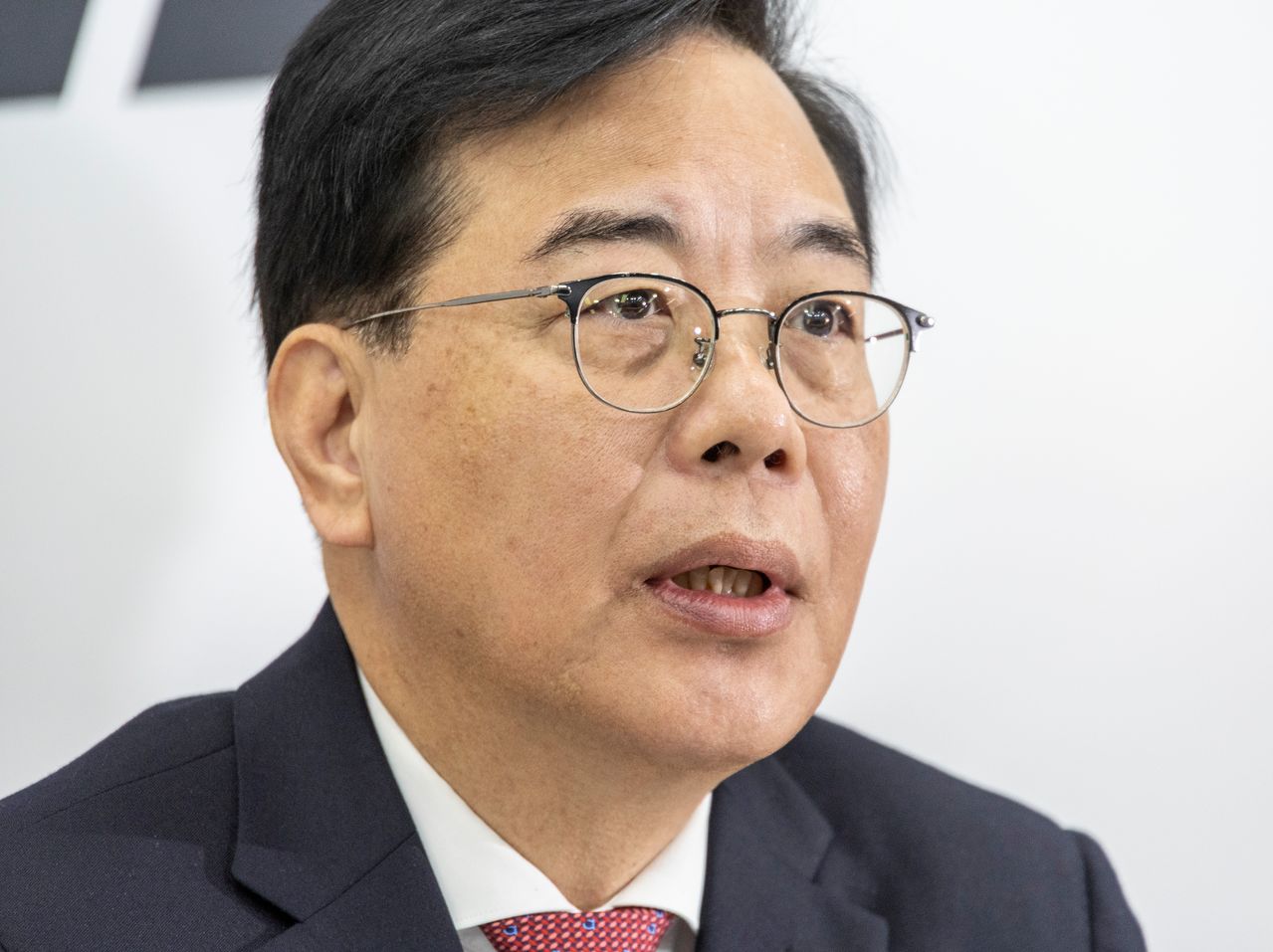 국민의힘 송언석 원내대표가 27일 국회에서 열린 기자간담회에서 현안 관련 발언을 하고 있다. 연합뉴스