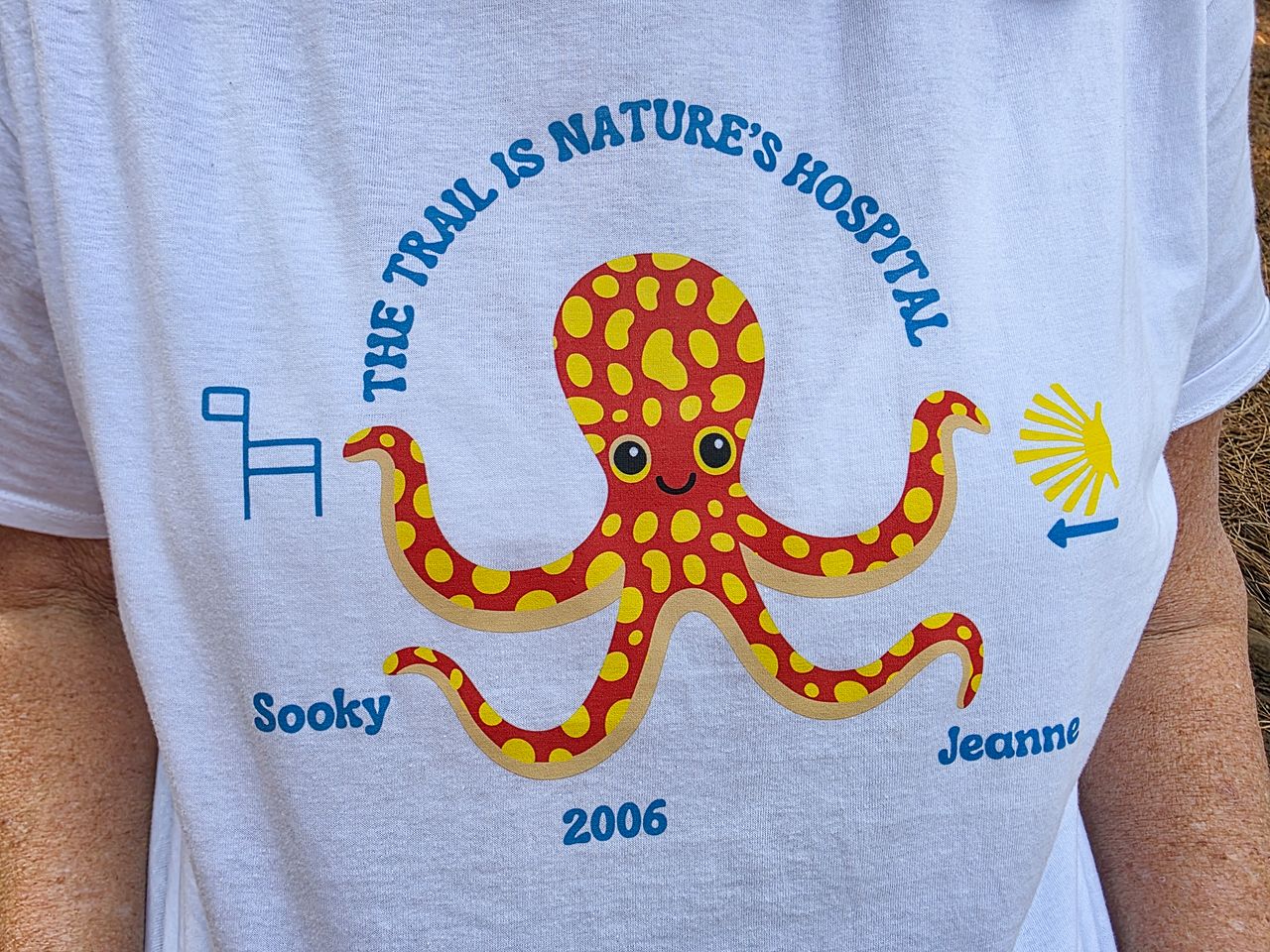 잔느가 제작한 티셔츠. 권혁재 사진전문기자