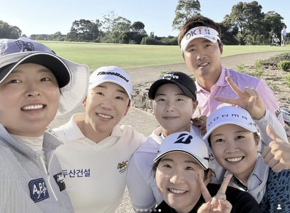 신지애 전지훈련에 참가한 선수들. 왼쪽부터 시계방향으로 고진영, 신지애, 임희정, 이태희, 구도 유미, 가나자와 신야. 사진 신지애 인스타그램