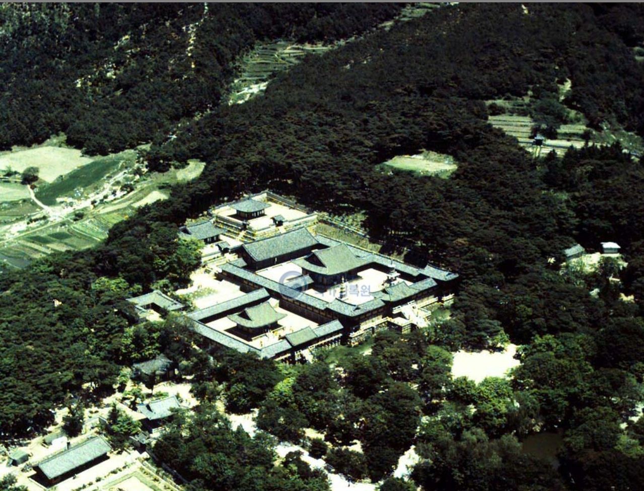 1974년 경주 불국사 전경. 사진 국가기록원