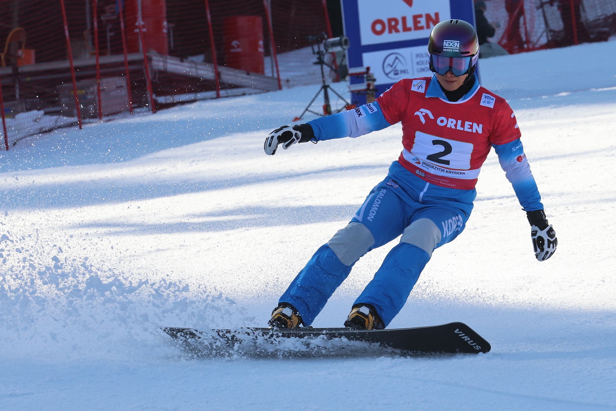 폴란드 스노보드 월드컵에서 레이스하는 이상호. EPA=연합뉴스