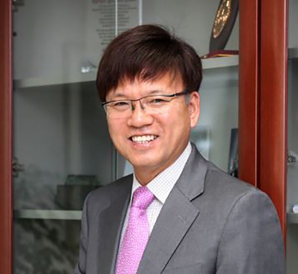 이재명 대통령이 2일 규제합리화위원회 부위원장에 이병태 카이스트 경영공학부 명예교수를 임명했다. 뉴스1