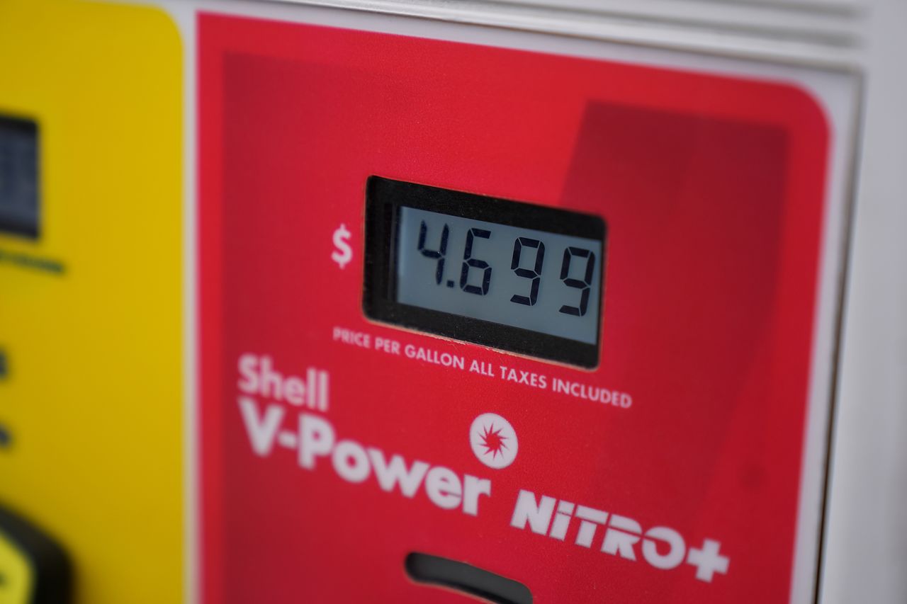 현지시간 3일 미국 시카고의 한 주유소에서 표시된 휘발유 가격. AP=연합뉴스