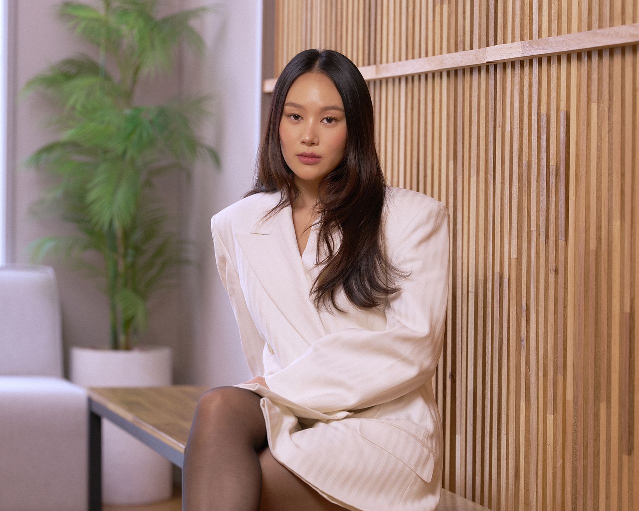 넷플릭스 시리즈 '브리저튼 4'에서 시리즈 최초로 동아시아계 주인공 소피 백을 연기한 하예린 배우. 사진 넷플릭스 