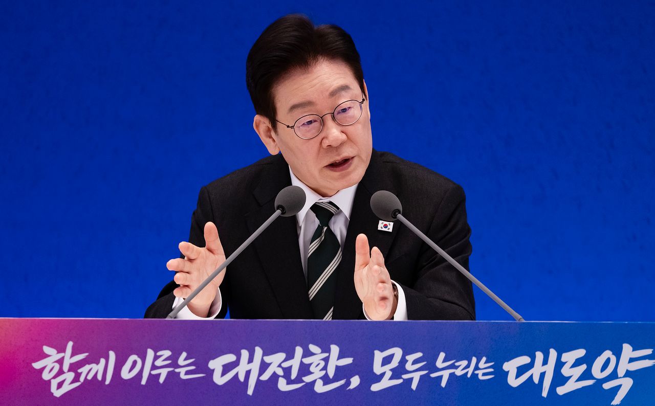 이재명 대통령이 지난 1월 청와대 영빈관에서 열린 2026 신년 기자회견에서 발언하고 있다. 전민규 기자