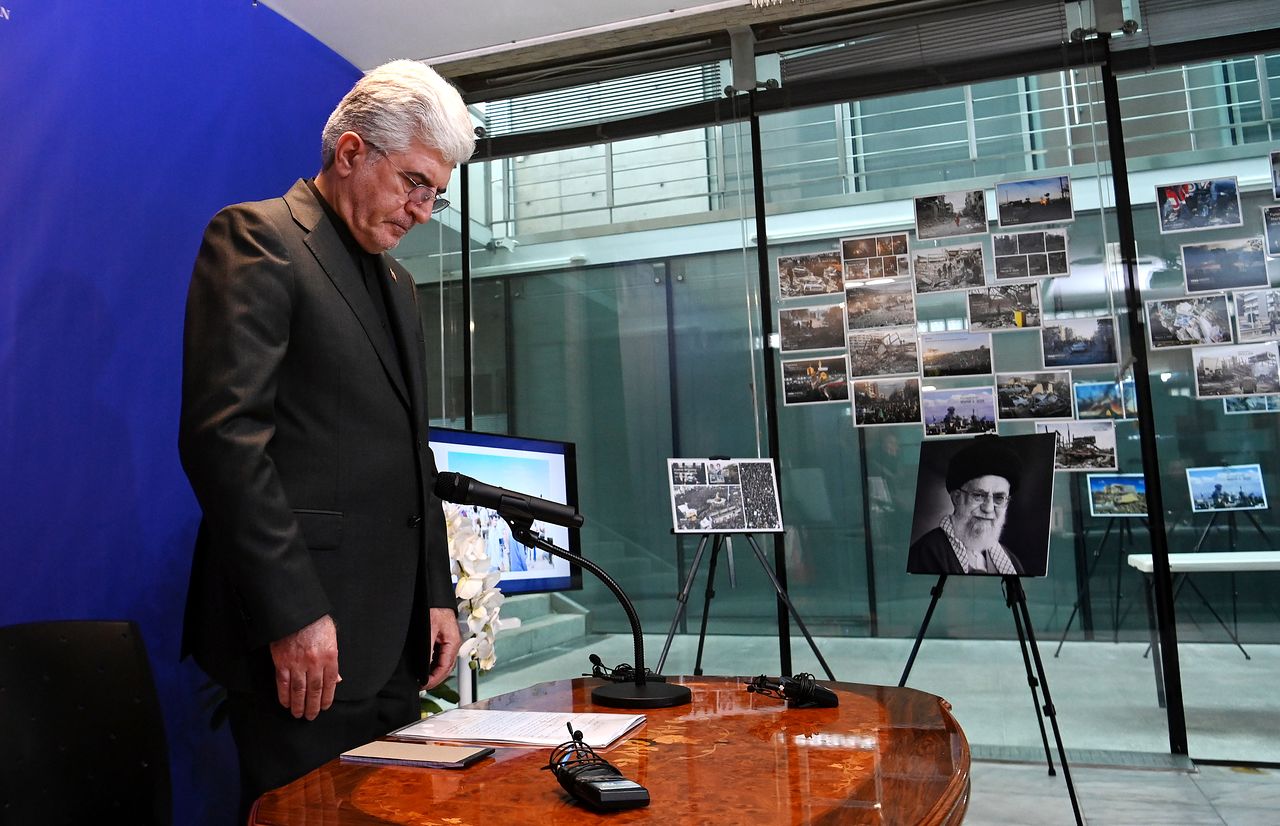 사이드 쿠제치 주한이란대사가 5일 오전 서울 용산구 주한이란이슬람공화국대사관에서 최근 이란 공습 사태 관련한 기자회견을 하고 있다. 김경록 기자