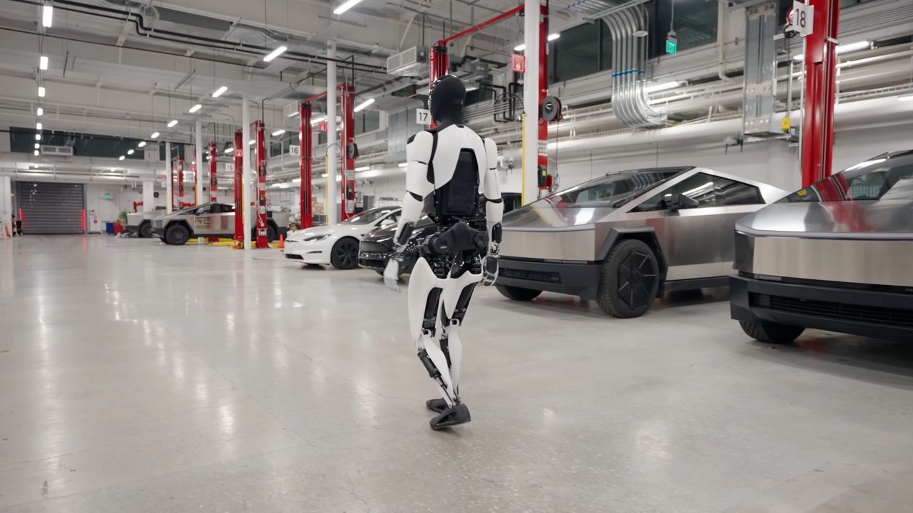  테슬라의 휴머노이드 로봇 옵티머스