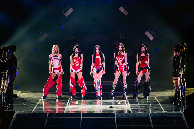 JYP엔터테인먼트 제공