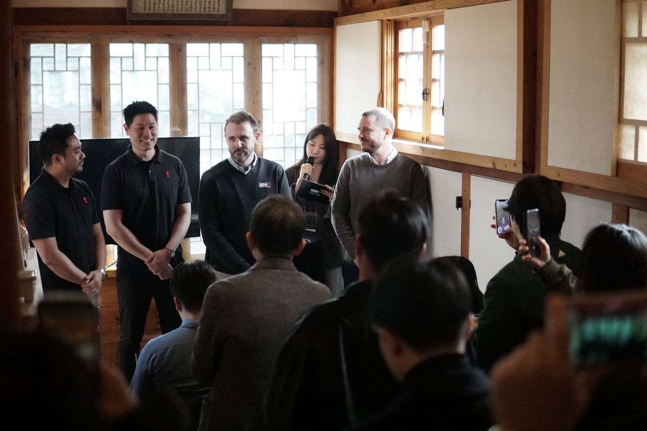 미디어 행사 참석을 위해 방한한 웨버 아시아태평양 관계자들. 사진 웨버