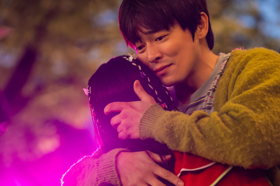 ‘좀비딸’에는 ‘No.1’(보아)의 가요가 대표 삽입곡으로 사용됐다. [사진 NEW]