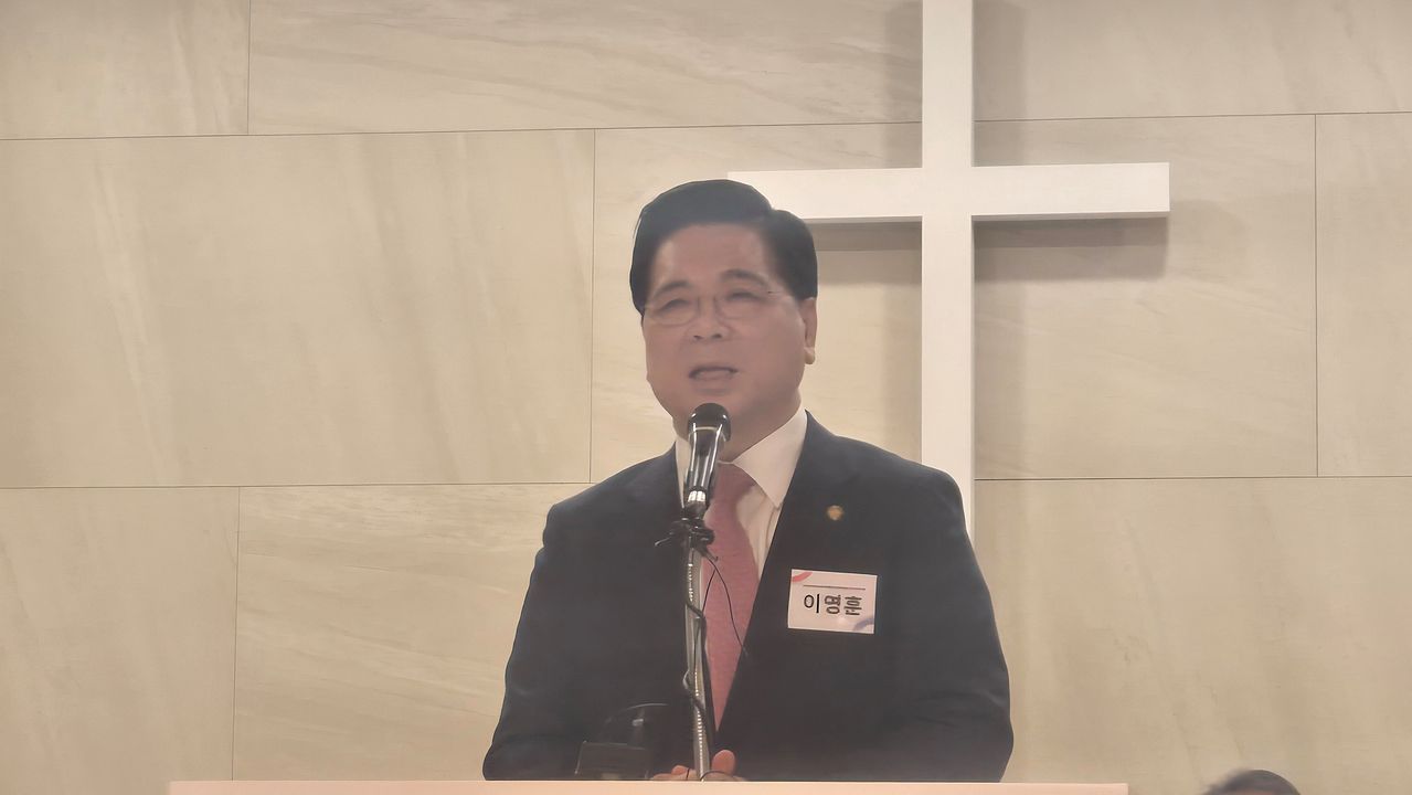 부활절 연합예배 기자회견장에서 대회장을 맡은 이영훈 여의도순복음교회 담임목사는 '하나된 부활절 연합예배'를 강조했다. 백성호 기자
