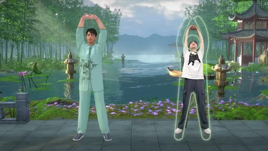 지난해 5월 15일 디지털 코치와 함께 운동하는 피트니스 애호가. 신화통신