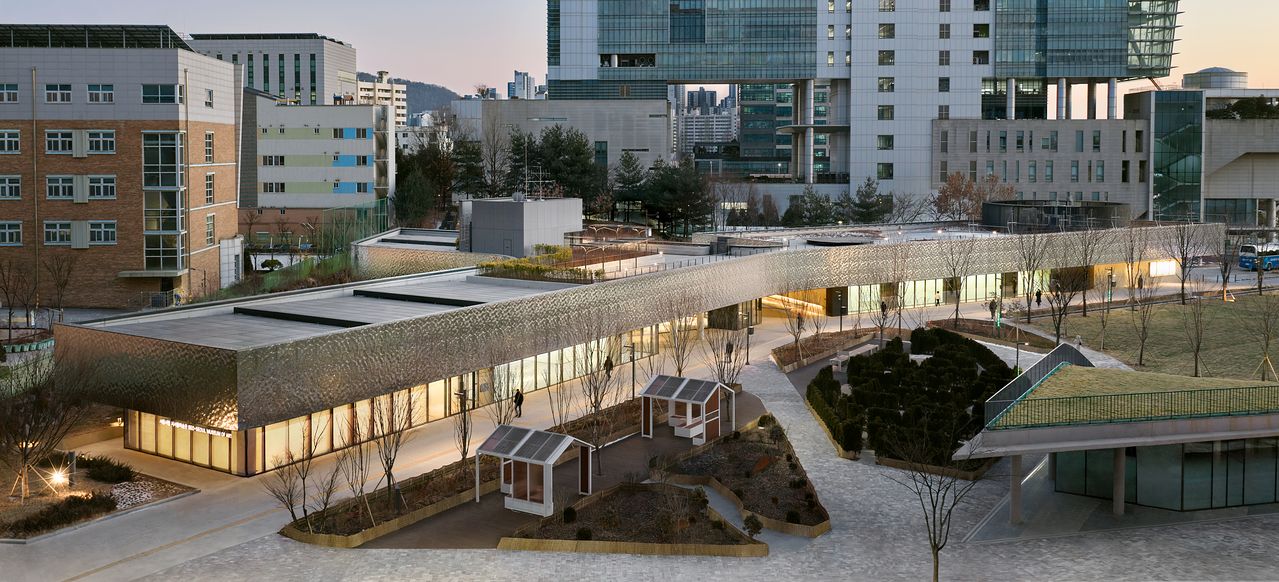 서울 금천구 독산동에 12일 개관한 서울시립 서서울미술관. 사진 김태동 