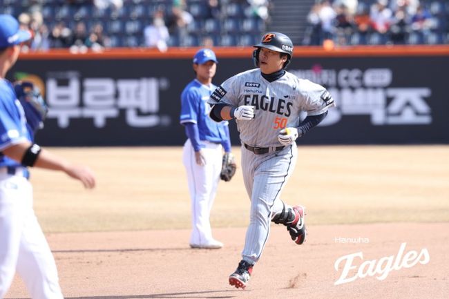 강백호는 13일 대전 한화생명 볼파크에서 열린 2026 신한 SOL KBO리그 삼성 라이온즈와의 시범경기에서 3번 지명타자로 선발 출전해 결승타가 되는 홈런으로 3타수 1홈런 1타점 1득점을 기록했다. 한화 이글스