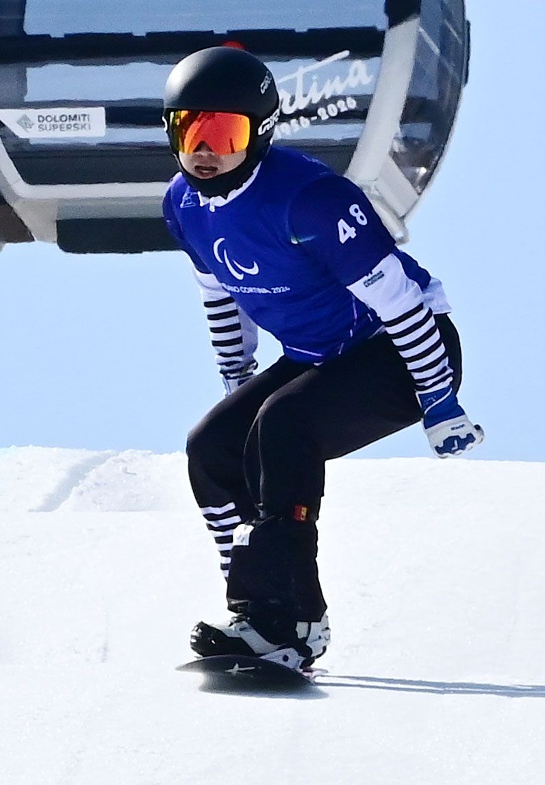 8일(한국시간) 이탈리아 코르티나담페초 파라 스노보드 파크에서 열린 스노보드 크로스 남자 하지 장애(SB-LL2) 결승에서 동메달을 따낸 이제혁. 사진 대한장애인체육회