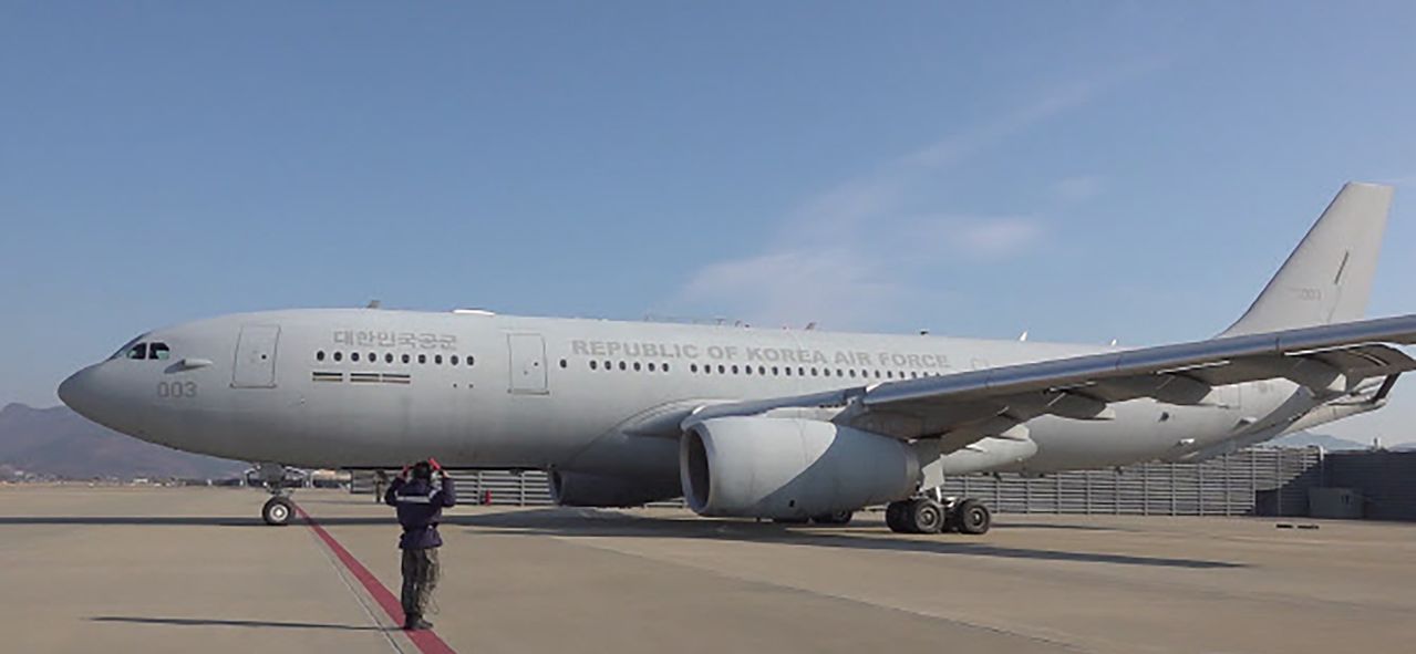 작전명 ‘사막의 빛’에 투입된 공군 다목적공중금유수송기 KC-330 시그너스. 사진 국방부