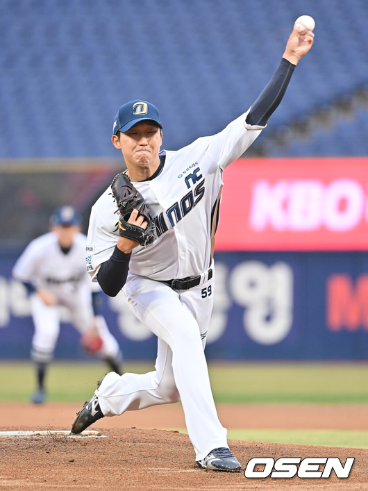 [OSEN=창원, 이석우 기자] 16일 창원NC파크에서 2026 신한 SOL KBO 리그 시범경기 NC 다이노스와 KIA 타이거즈의 경기가 열린다.지난 12일 시작된 시범경기는 24일까지 진행되며, 각 팀이 12경기씩 총 60경기가 펼쳐진다.NC 다이노스 선발투수 구창모가 역투하고 있다. 2026.03.16 / foto0307@osen.co.kr