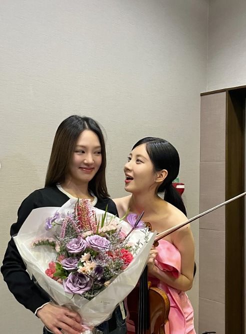 소녀시대 멤버인 효연은 SNS에 “다시 만난 너의 세계, 도전은 너무 감동이고 멋졌다”는 소감을 남겼다. 사진 인스타그램